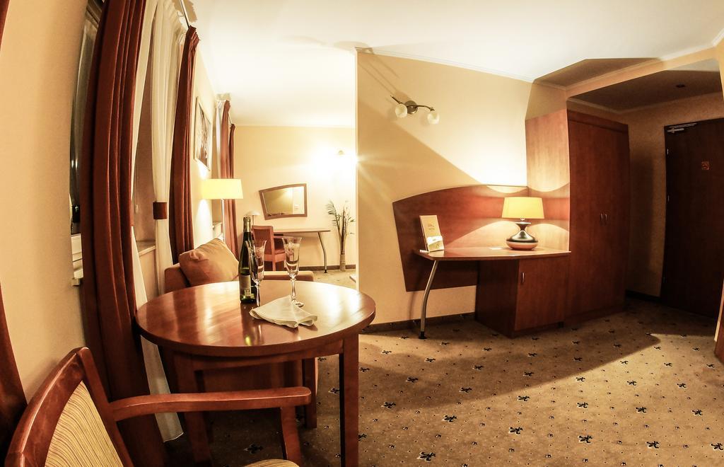Hotel City Grudziądz Room photo