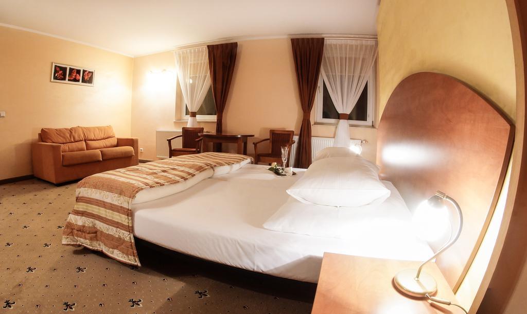 Hotel City Grudziądz Room photo